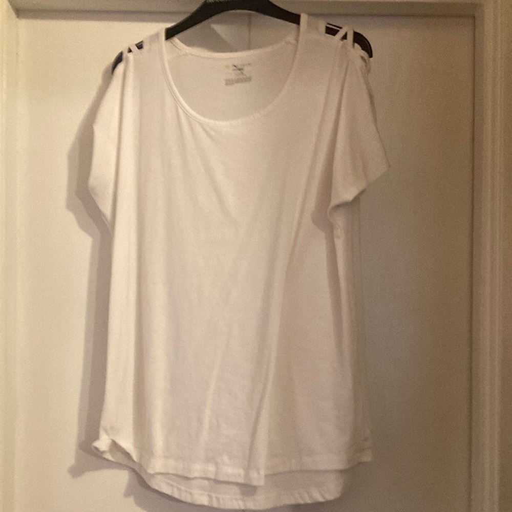 Tek Gear Dry Tek shirt. Large. Perfect condition.